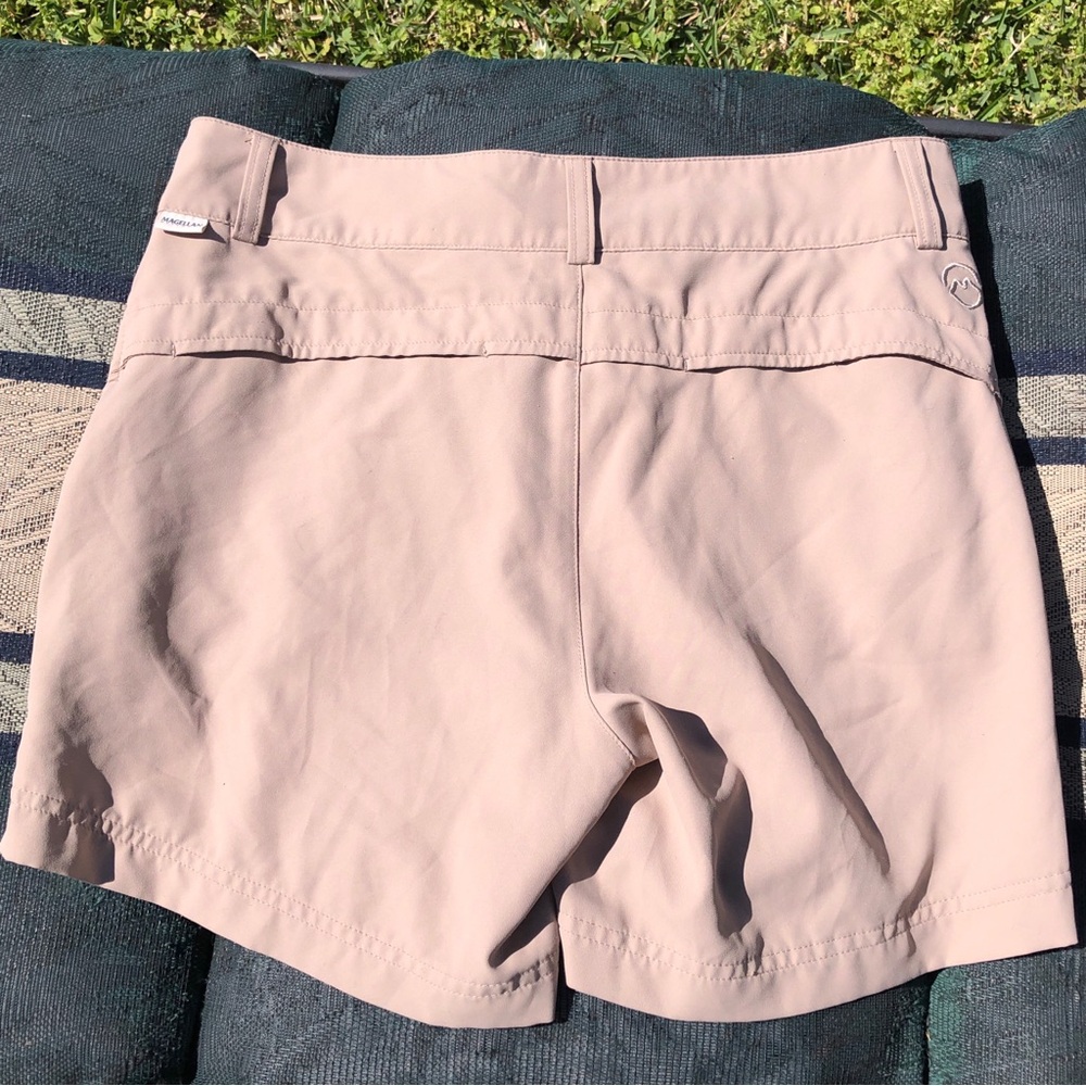 Magellan outdoor shorts size Small Beige - Picture 5 of 10